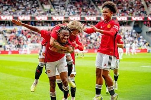 Kết quả bóng đá hôm nay (13-7): MU thắng trận giao hữu, Messi đã đến Mỹ
