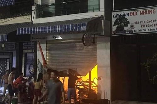 Cháy nhà trong đêm, hai bà cháu tử vong thương tâm
