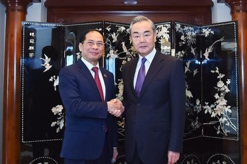 AMM-56: Việt Nam đề nghị Trung Quốc sớm đưa Khu cảnh quan thác Bản Giốc-Đức Thiên vào vận hành thí điểm