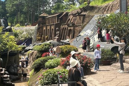 Độc đáo Làng đất sét Đà Lạt