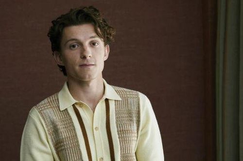 'Người Nhện' Tom Holland thừa nhận từng là nô lệ của rượu