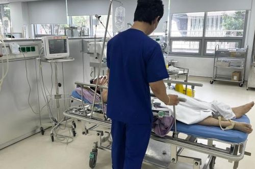 Nồi áp suất nổ, một nam bệnh nhân bỏng nặng