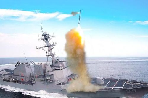 Mỹ nạp tên lửa PAC-3 MSЕ của Patriot vào tàu chiến