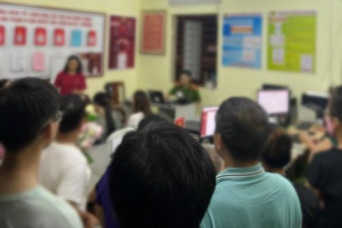 Làm rõ việc nhân viên ngân hàng về khu dân cư mở tài khoản miễn phí