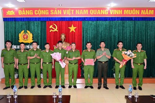 Giám đốc trung tâm đào tạo lái xe cùng cấp dưới chiếm đoạt hơn 22 tỷ đồng