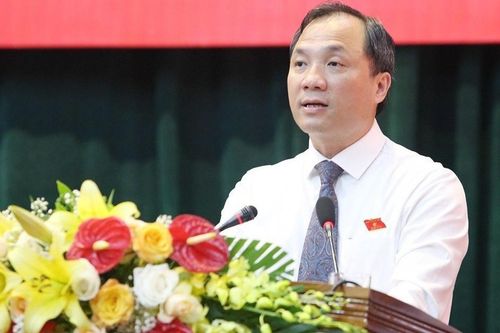 Bí thư Hà Tĩnh: Kiểm tra việc gia đình chính sách nhận quà tri ân qua bưu điện