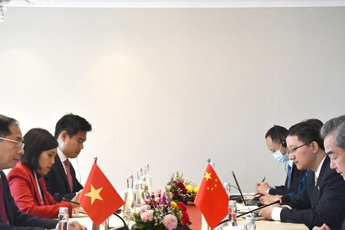 Đề nghị sớm vận hành Khu du lịch thác Bản Giốc - Đức Thiên