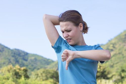 6 cách đơn giản khử mùi cơ thể trong mùa hè