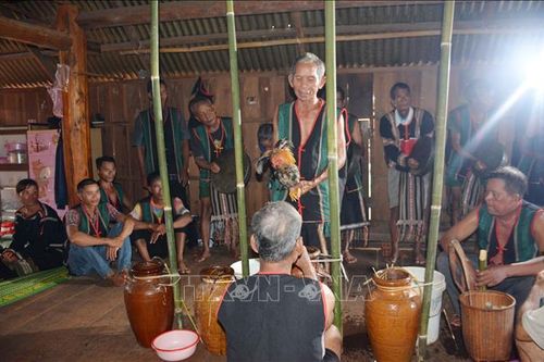 Tái hiện, bảo tồn Lễ mừng thọ của người M'nông
