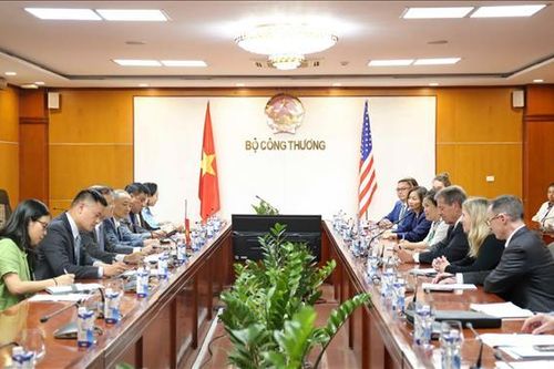 Việt Nam - Hoa Kỳ thảo luận về hợp tác thương mại và đầu tư song phương
