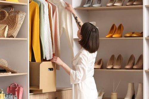 Các cách giúp tối đa hóa không gian tủ quần áo để lưu trữ đồ
