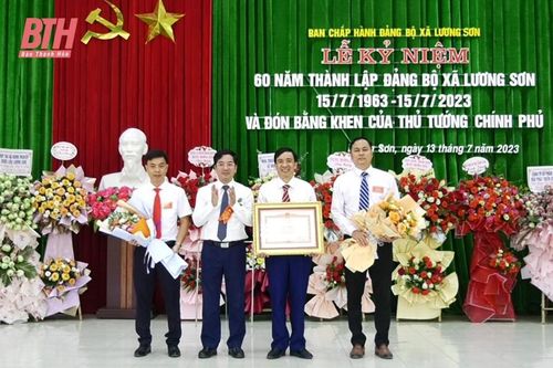 Đảng bộ xã Lương Sơn kỷ niệm 60 năm ngày thành lập và đón nhận Bằng khen của Thủ tướng Chính phủ