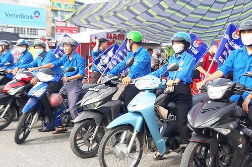 Huyện đoàn Châu Phú ra quân cao điểm Chiến dịch 'Mùa hè tình nguyện'