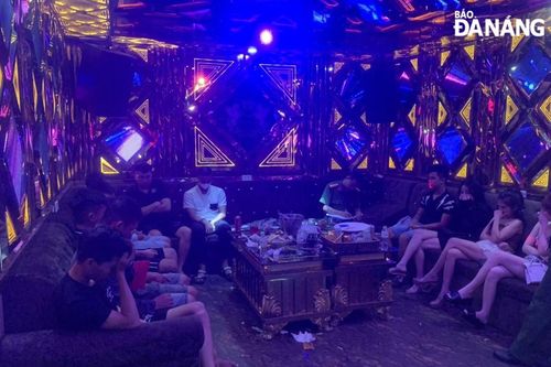 Kiểm tra nhà hàng, phát hiện 50 đối tượng dương tính với chất ma túy
