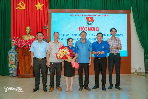 Chị Nguyễn Thị Thùy Linh được bầu giữ chức Bí thư Huyện đoàn Cẩm Mỹ