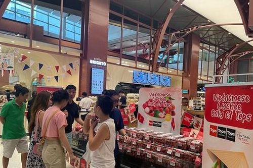 Vải thiều Việt 'hút' khách hàng Thái Lan, bán với giá 173.000 đồng/kg