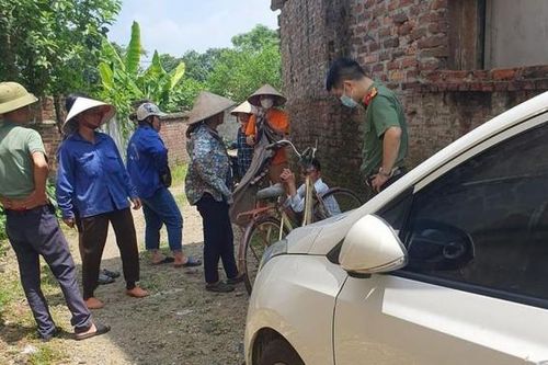 Hai vợ chồng tự tử, để lại thư tuyệt mệnh mong được chôn cất cùng nhau