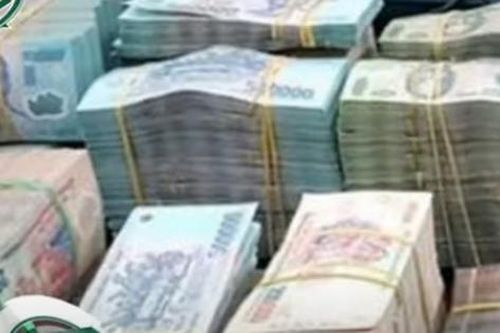 Khởi tố vụ án 5 'nữ quái' vận chuyển trót lọt 4.300 tỷ đồng ra nước ngoài
