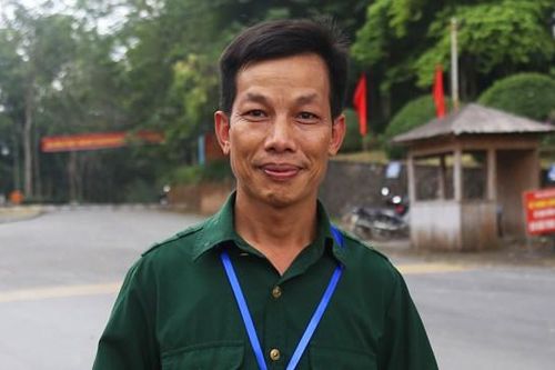 Đồng hành cùng người dân vượt khó