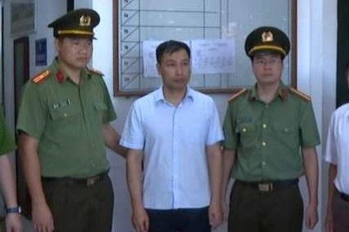 Bắt cựu Phó giám đốc Sở Kế hoạch và Đầu tư tỉnh Phú Thọ