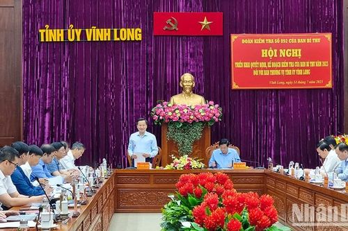 Đoàn Kiểm tra của Ban Bí thư làm việc với Ban Thường vụ Tỉnh ủy Vĩnh Long