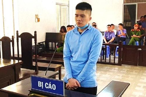 Đâm chết vợ 'hờ' lĩnh 18 năm tù giam