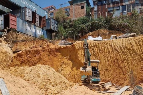Khởi tố chủ thầu xây dựng để sập đất đè chết một công nhân ở Đà Lạt