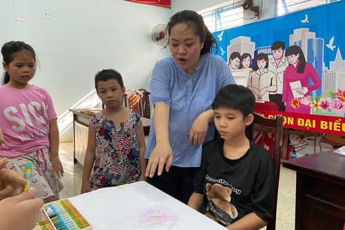 Lớp học 0 đồng cho trẻ em khó khăn