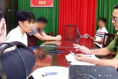 Kiểm tra căn hộ cao cấp tại Huế, phát hiện điều bất thường của nhóm nam nữ
