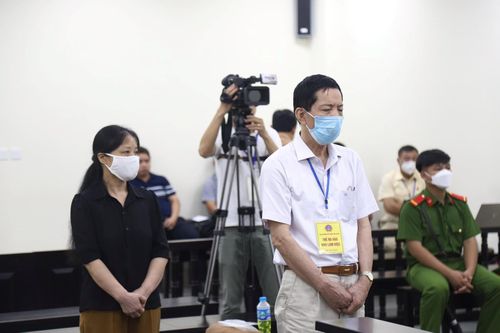 Hai cựu giảng viên Đại học lĩnh án vì làm lộ đề thi