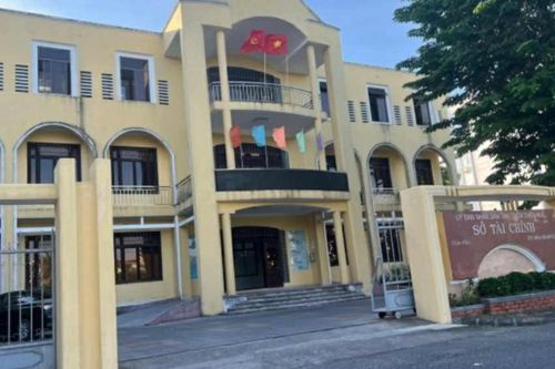 Con dấu Thanh tra Sở Tài chính Thừa Thiên Huế thiếu ký hiệu Hoàng Sa và Trường Sa