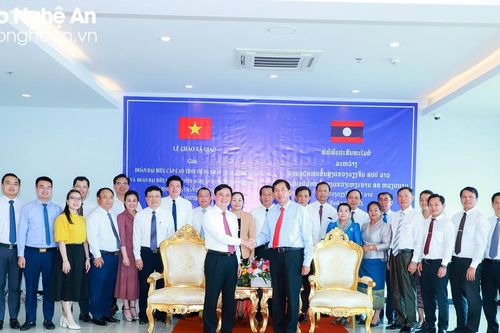 Bí thư Tỉnh ủy Nghệ An thăm, làm việc tại tỉnh Viêng Chăn (Lào)