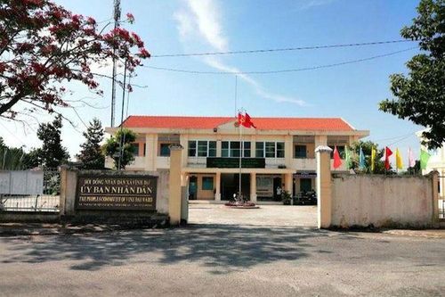 Long An: Đình chỉ công tác Phó Chủ tịch UBND xã làm giả giấy tờ