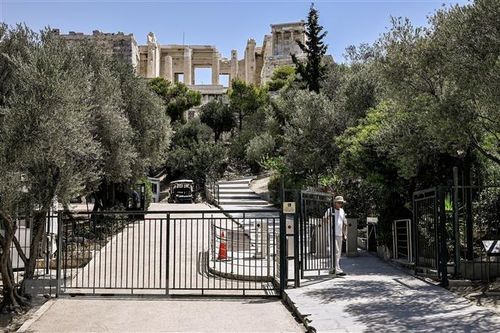 Nắng gay gắt, Hy Lạp đóng cửa thành cổ Acropolis từ trưa đến 17h chiều