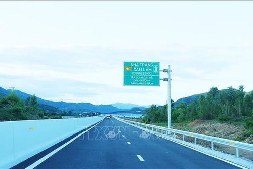 Đề xuất lắp camera giám sát tốc độ trên đoạn cao tốc Nha Trang - Cam Lâm