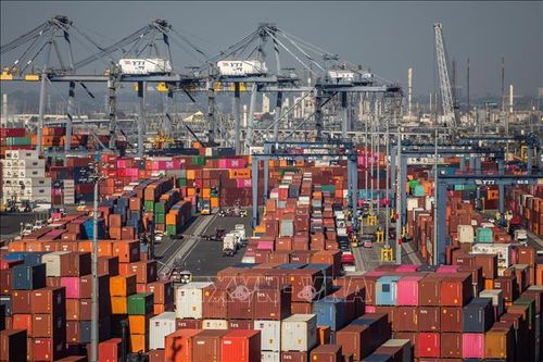 Trung Quốc mất ngôi vị nước xuất khẩu nhiều nhất sang Mỹ, báo hiệu kinh tế toàn cầu thay đổi