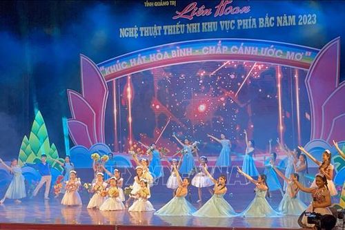 Trên 1.000 thiếu nhi tham gia Liên hoan 'Khúc hát hòa bình - Chắp cánh ước mơ'