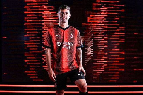 CHÍNH THỨC: Christian Pulisic chia tay Chelsea, gia nhập AC Milan