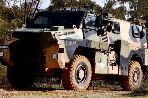 Australia tuyên bố cung cấp cho Ukraine thêm 30 xe thiết giáp bánh hơi hạng nhẹ Bushmaster