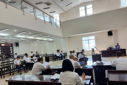Vụ Đông Á Bank: Khó buộc trách nhiệm của khách hàng và công chứng