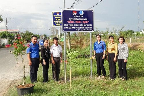 Huyện đoàn Tri Tôn khánh thành công trình thanh niên vùng biên giới