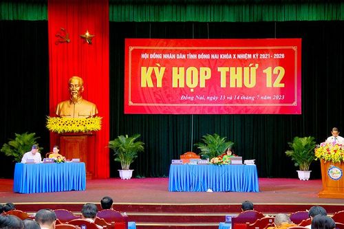 Nỗ lực vượt qua khó khăn, hoàn thành vượt mức các mục tiêu, nhiệm vụ năm 2023