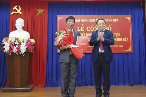 Ông Nguyễn Huy Tuấn giữ chức vụ Chủ tịch Công ty TNHH Một thành viên Xổ số kiến thiết Khánh Hòa
