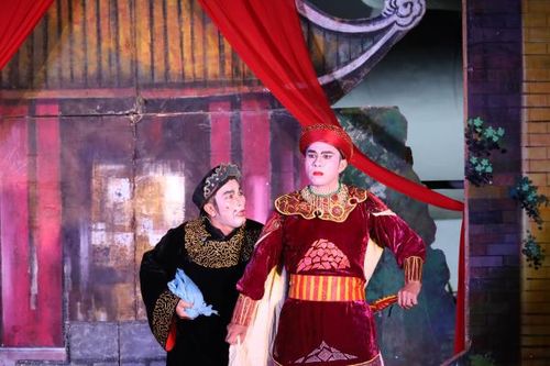 Giữ sắc màu truyền thống