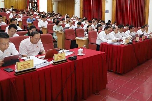Thẳng thắn, trực diện, làm rõ nhiều vấn đề 'nóng'