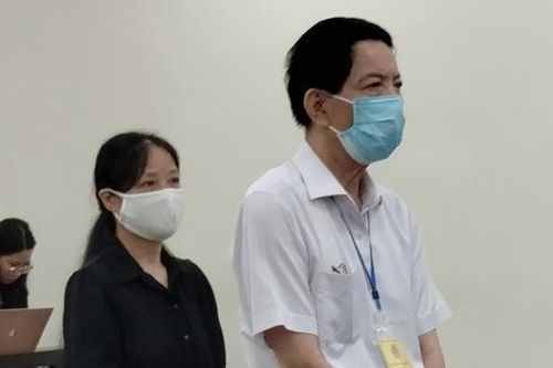 Xét xử 2 cựu giảng viên trong vụ lộ đề môn Sinh học thi tốt nghiệp trung học phổ thông năm 2021
