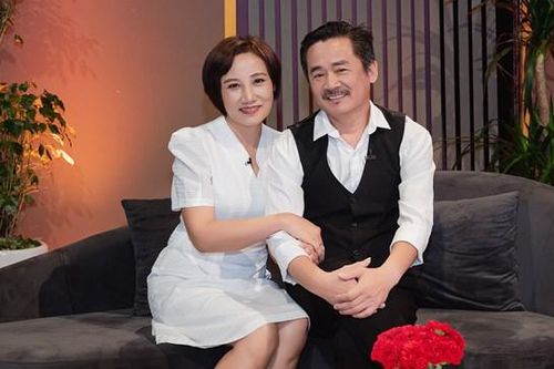 Vợ chồng diễn viên Thanh Dương - Kim Anh hạnh phúc sau hơn 30 năm gắn bó