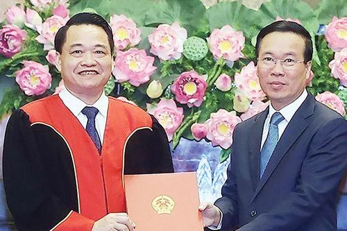 Người thẩm phán phải thực sự là tấm gương về đức tính thanh liêm