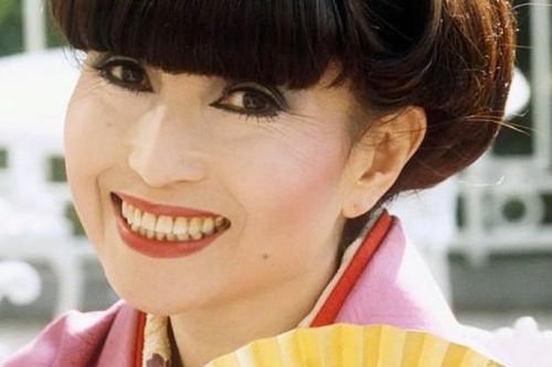 Tác giả 'Tottochan bên cửa sổ': Tuổi 90 sống độc thân, vẫn điệu như thiếu nữ