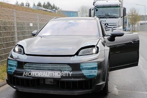 Porsche Cayenne sử dụng động cơ điện đầu tiên được chạy thử trên phố